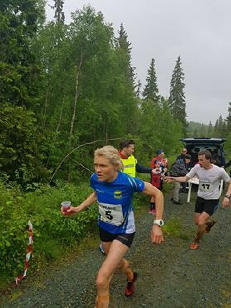 Suverene seire til Anne Nevin og Andreas Dahlø Wærnes på Vassfjellet Opp Anne.jpg