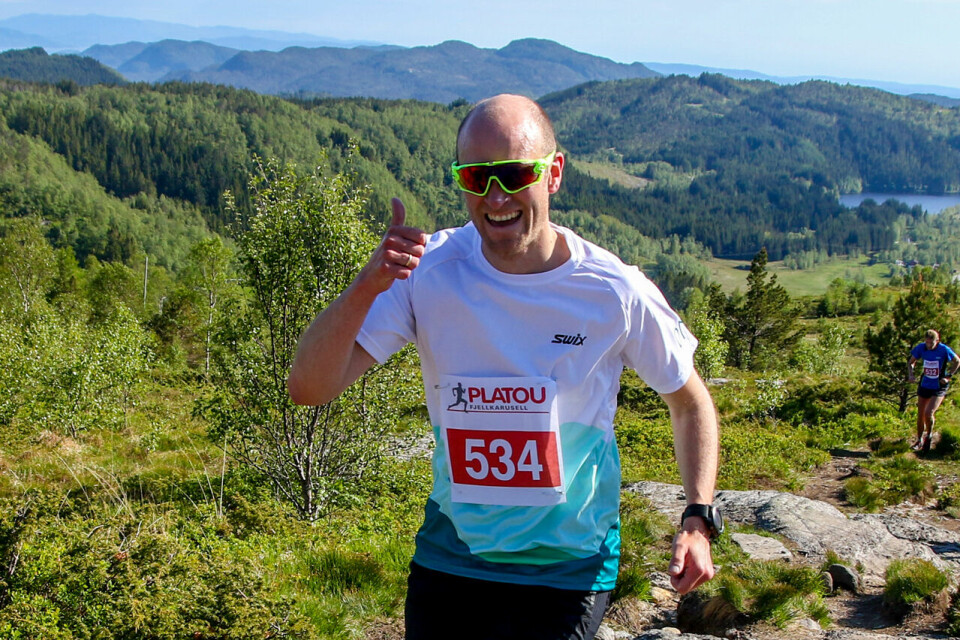 Kristoffer Gytre kan glede seg over det sommerlige været og at han kan løpe fjelløp igjen. (Alle foto: Arne Dag Myking) Kristoffer Gytre kan glede seg over det sommerlige været og at han kan løpe fjelløp igjen. (Alle foto: Arne Dag Myking)