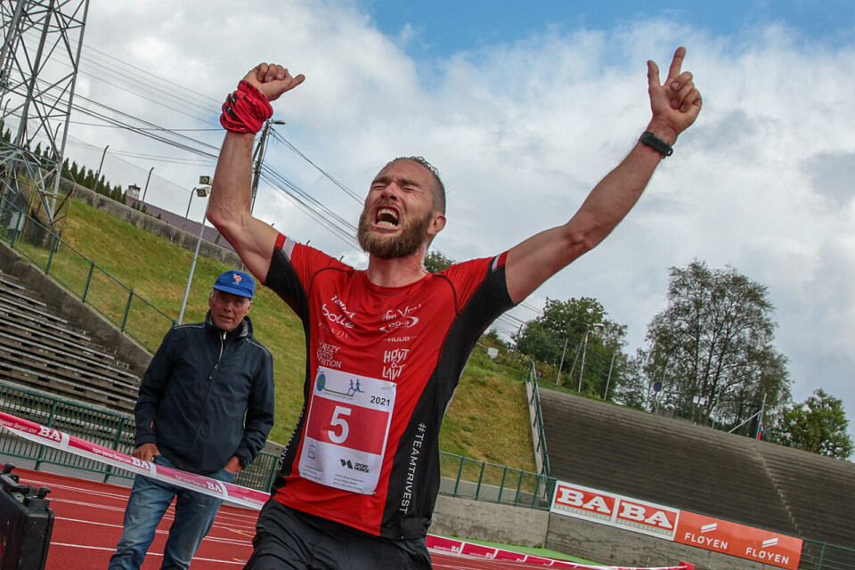 Det ble noen tårevåte siste kilometer inn mot mål da Tor-Aanen Kallekleiv forstod at det gikk mot seier og ny pers, etter et år med alvorlige skader. (Alle foto: Arne Dag Myking) Det ble noen tårevåte siste kilometer inn mot mål da Tor-Aanen Kallekleiv forstod at det gikk mot seier og ny pers, etter et år med alvorlige skader. (Alle foto: Arne Dag Myking)
