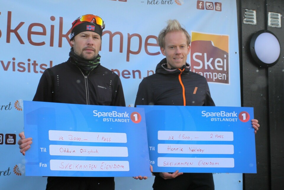 Sol, snø og sno i Skeikampen Opp To beste menn med premier.jpg