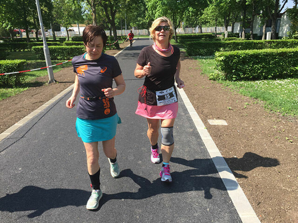 Ragnhild Audestad og Ingrid Sameien løper Sahara Marathon i dag Sahara_begge_640.jpg
