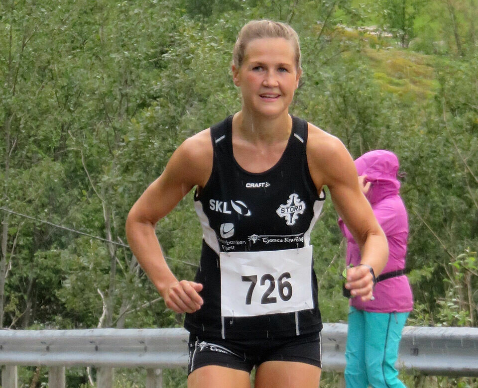 Pernilla og Okubamichael knuste gamle rekordar i Langs Åkrafjorden Pernilla_Epland_loeyperekord..jpg