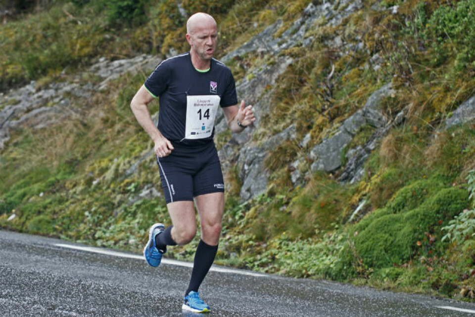 Strålande haustver under Gloppen halvmaraton AtleSkrede.jpg