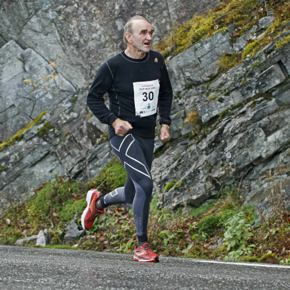 Strålande haustver under Gloppen halvmaraton RolfTenneboe.jpg