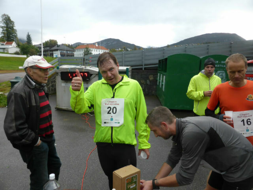 Strålande haustver under Gloppen halvmaraton Bjoerloimaal.jpg