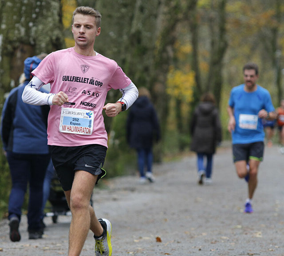 Runa Falch og Senay Fissehatsion vant halvmaraton-NM innlagt i 3-sjøers løpet _N9A2633_Espen_Borge_Joensen.jpg