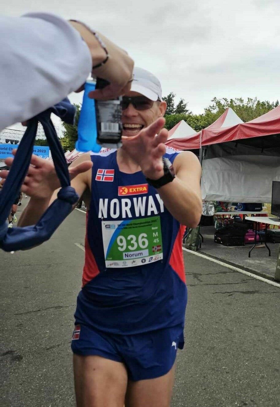 12. og 16. plass til Annette og Ida i VM 24-timers i Taipei Jo Inge langing.jpg