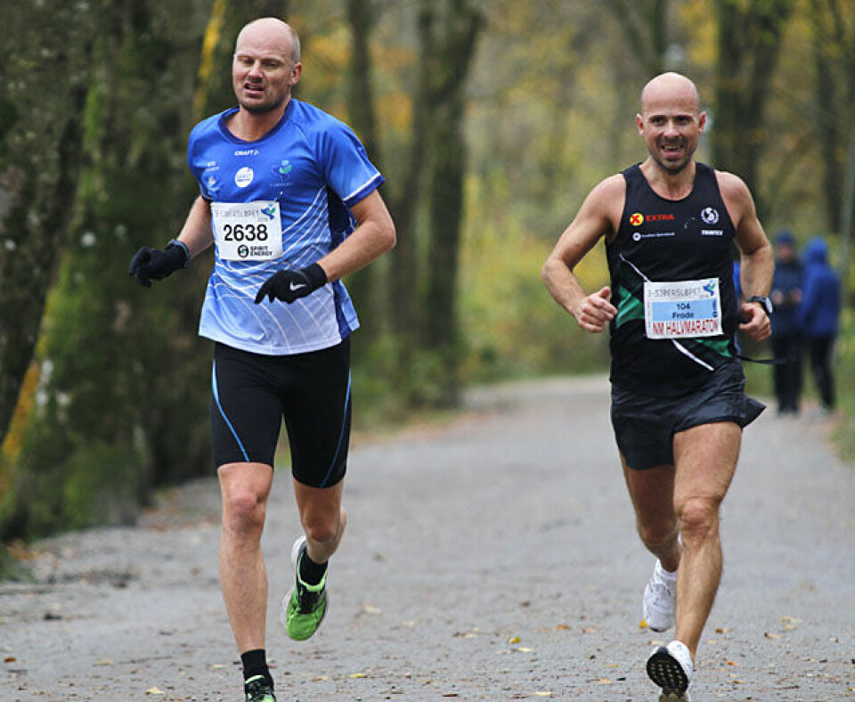 Runa Falch og Senay Fissehatsion vant halvmaraton-NM innlagt i 3-sjøers løpet _N9A2655_Bjoern_Ingvar_Kydland_og_Frode_Tjelta.jpg
