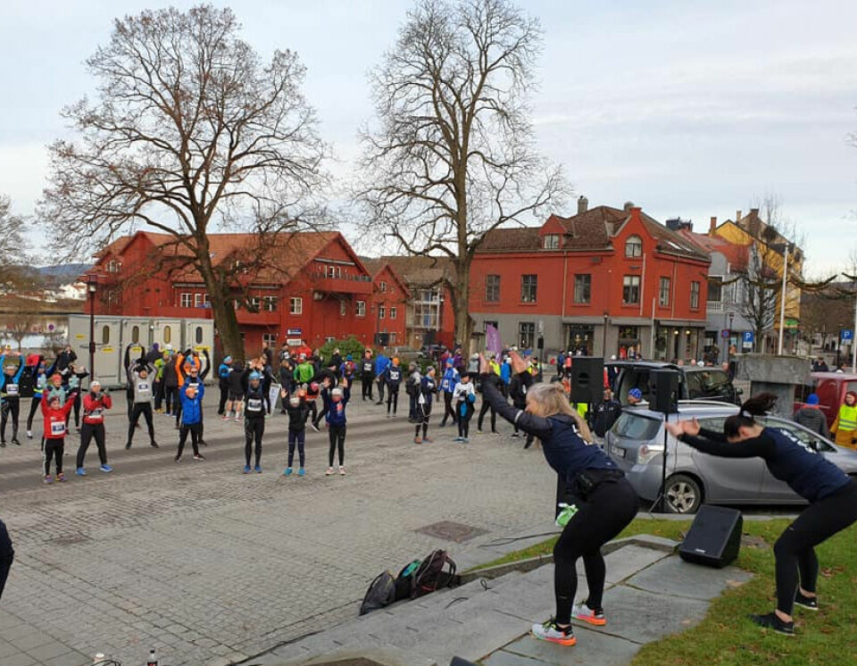 Raske, unge vinnere i Nyttårstrimmen Porsgrunn - Skien Nyttaarstrim_oppvarming.jpg