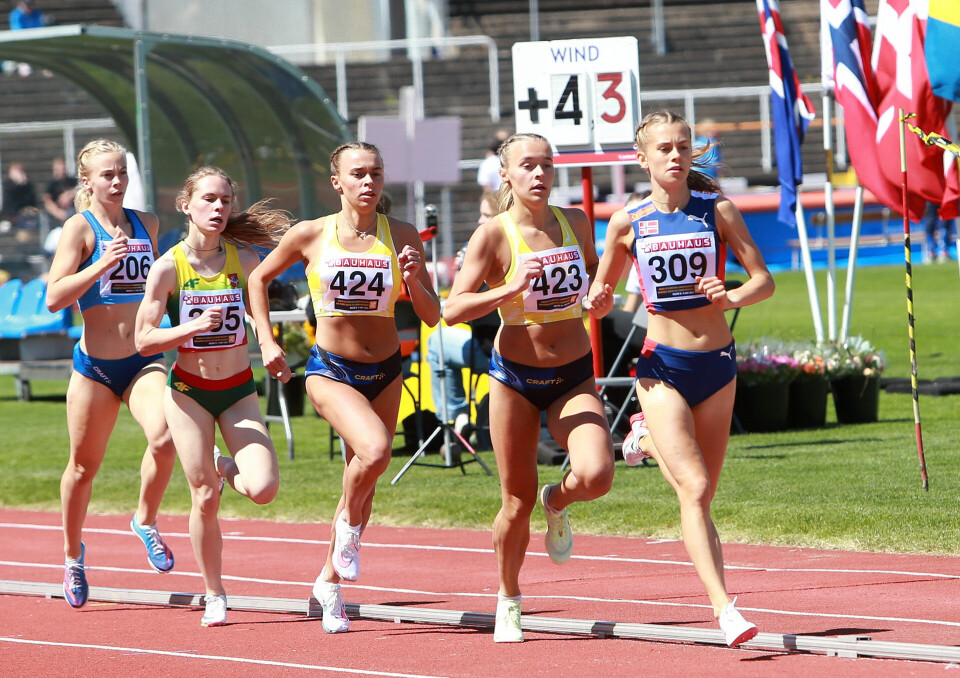 Mellom- og langdistanseløperne sørget for mange poeng til Norge første dag i landskampen 1500m_U23_-kvinner_Selma_Engdahk_drar_AZ3T8240.jpg
