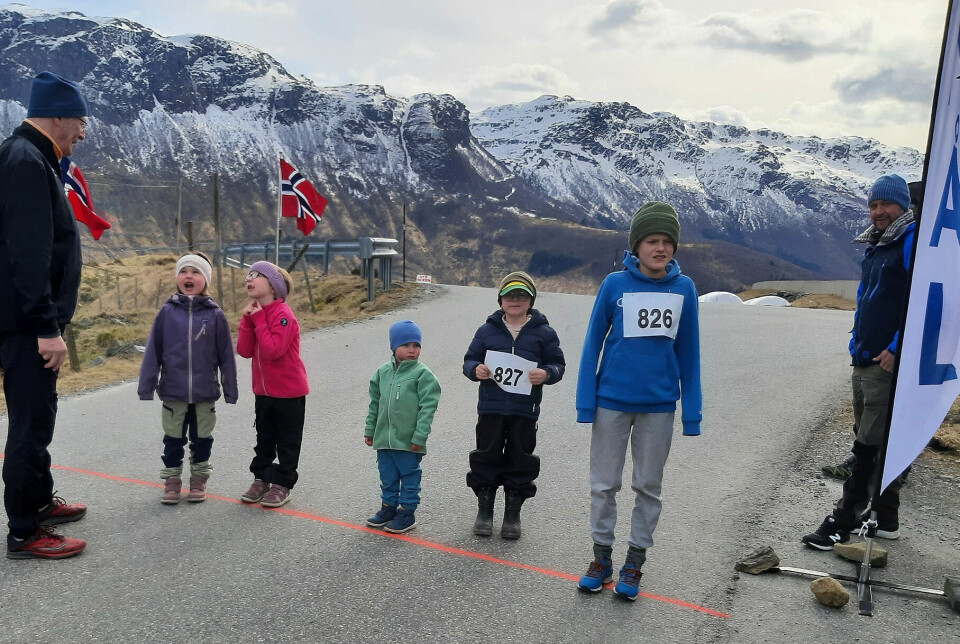 Klypetussen feiret 40-årsdagen med motbakkeløp Barn_start._1920.jpg