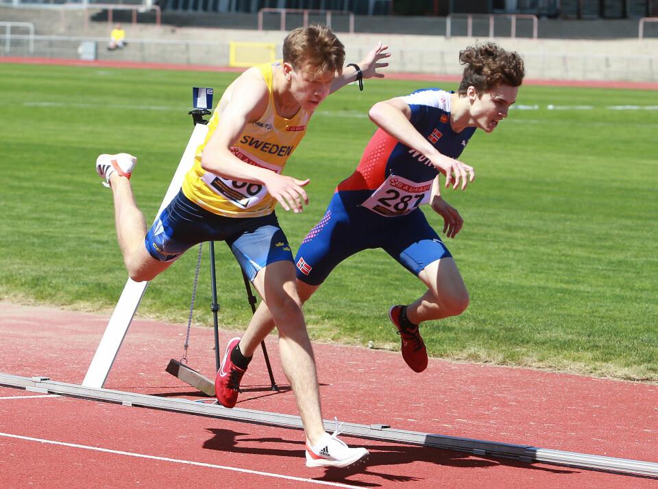Mellom- og langdistanseløperne sørget for mange poeng til Norge første dag i landskampen 1500m_U20_menn_finish3_fall_AZ3T8179.jpg