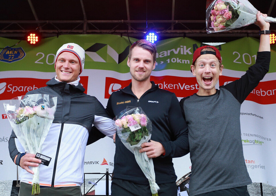 Premiepallen menn: Sondre Øvre Helland, Svein Roar Kvamme og Nikolas Jon Aarland Premiepallen menn: Sondre Øvre Helland, Svein Roar Kvamme og Nikolas Jon Aarland