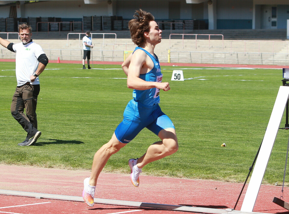 Mellom- og langdistanseløperne sørget for mange poeng til Norge første dag i landskampen 1500m_U23_menn_vinner_uten_norske_AZ3T8423.jpg