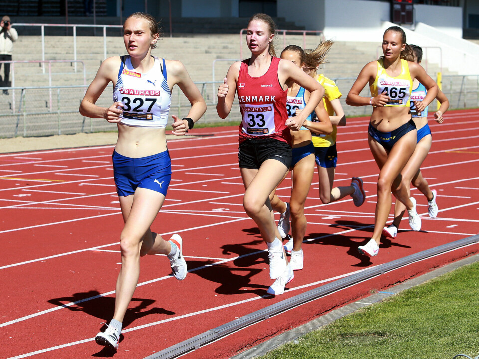 Mellom- og langdistanseløperne sørget for mange poeng til Norge første dag i landskampen 5000m_U23_kvinner_Kristine_Meinert_Roed_drar_feltet_AZ3T8964.jpg