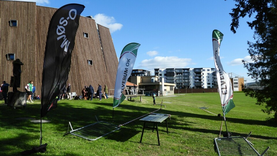 Samlingsplass og mål ved Kommunehuset Folkvang. Samlingsplass og mål ved Kommunehuset Folkvang.