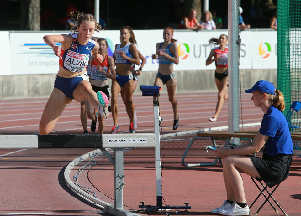 God avslutning av Sigrid Alvik på 3000 meter hinder Sigrid_Alvik_drar_fra_grp2_AZ3T1359.jpg