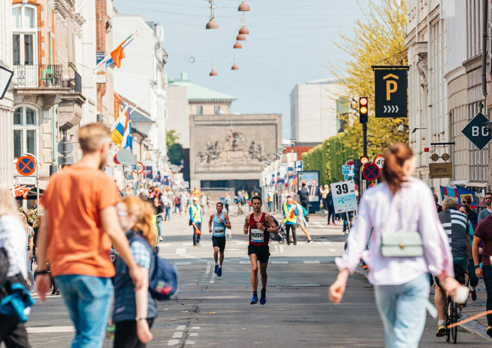 Marius Skeide Ruth fra Stavanger imponerte med 2.26.33 og ellevteplass i København Maraton. (Foto: arrangøren) Marius Skeide Ruth fra Stavanger imponerte med 2.26.33 og ellevteplass i København Maraton. (Foto: arrangøren)
