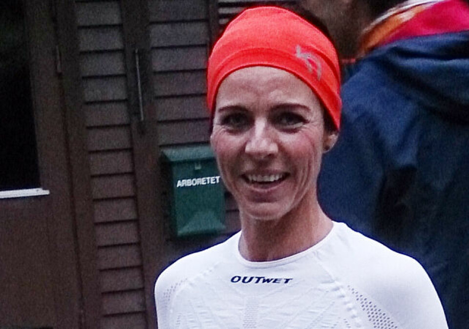 Siri Solsvik Fiksdal kunne smile etter å ha blitt raskeste kvinne i langløypa på 8,076 km. (Foto: Inge Akerjordet) Siri Solsvik Fiksdal kunne smile etter å ha blitt raskeste kvinne i langløypa på 8,076 km. (Foto: Inge Akerjordet)