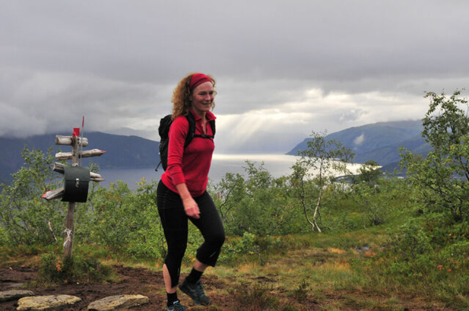 Klart for Balestrand Opp 17. september Camilla Stoltenberg passerer Buråsi.jpg