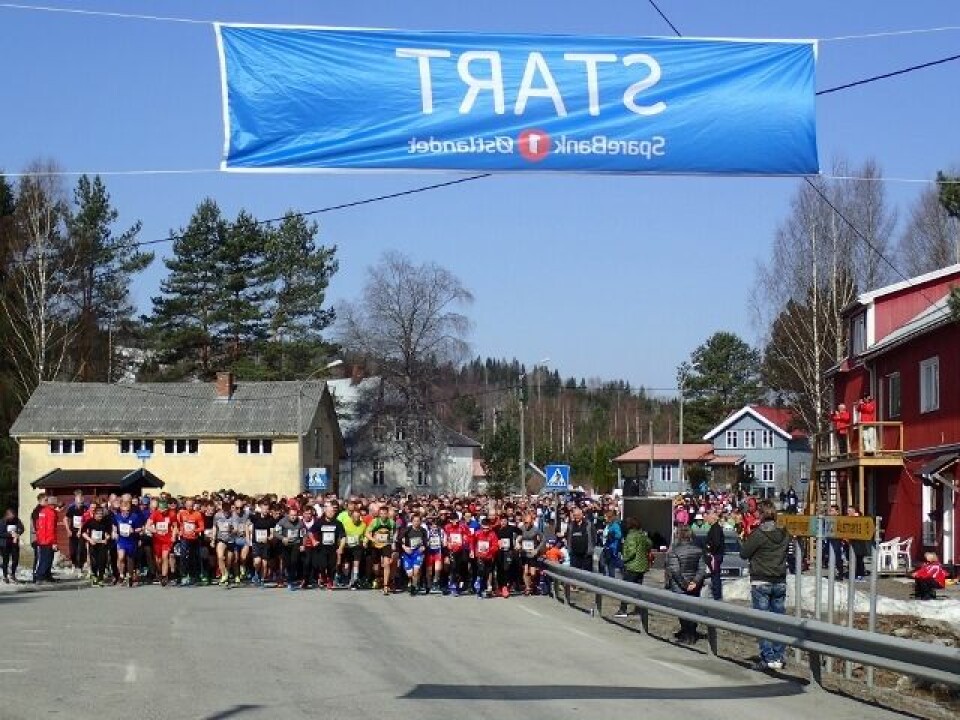 Baksjøløpet i supervær med største deltagelse på 21 år P4154279_start (640x480).jpg