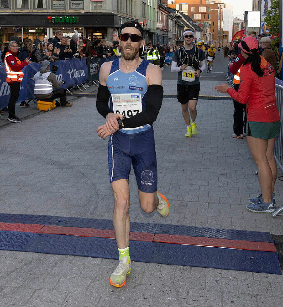 Forsvarte fjorårsseieren i Midnight Sun Marathon halvmaraton-menn-nr2.jpg