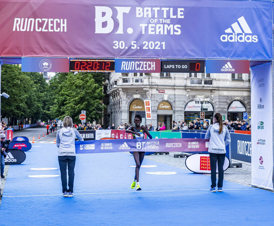 Weldu Negash Gebretsadik løp maraton på 2.13.12 i Battles of the Teams Battles-of-the-teams-Purity-Rionoripo-foto-Run-Czech.jpg