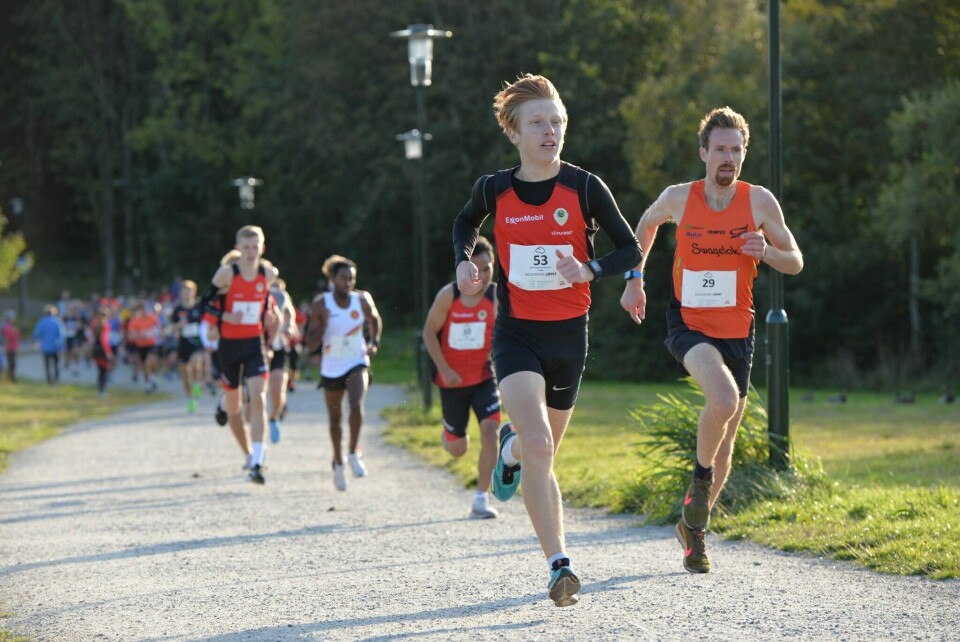 Det nærmer seg Mosvannsløpet. Her fra 2019 med hvor Erik Tangen Gundersen (53) tok tredjeplassen bak Ørjan Grønnevig (29) som vant og Zerei Mezngi på andre. (Arrangørfoto) Det nærmer seg Mosvannsløpet. Her fra 2019 med hvor Erik Tangen Gundersen (53) tok tredjeplassen bak Ørjan Grønnevig (29) som vant og Zerei Mezngi på andre. (Arrangørfoto)