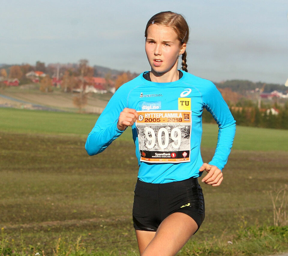 Kondis' gullsko til Karoline Bjerkeli Grøvdal og Jakob Ingebrigtsen 8km_Emma_Kirkeberg_Moerk_A20G4532.jpg