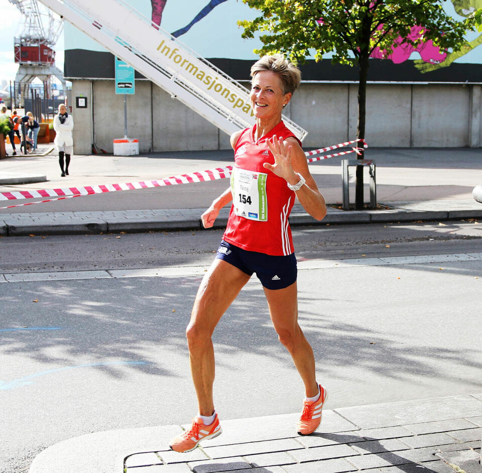 Slik trener kvinnen som i fjor ble kåra som landets beste veteranløper Nina_Ytterstad_Wavik_Oslo_Maraton_halv_2017_foto_Runar_Gilberg_4S7A3362.jpg