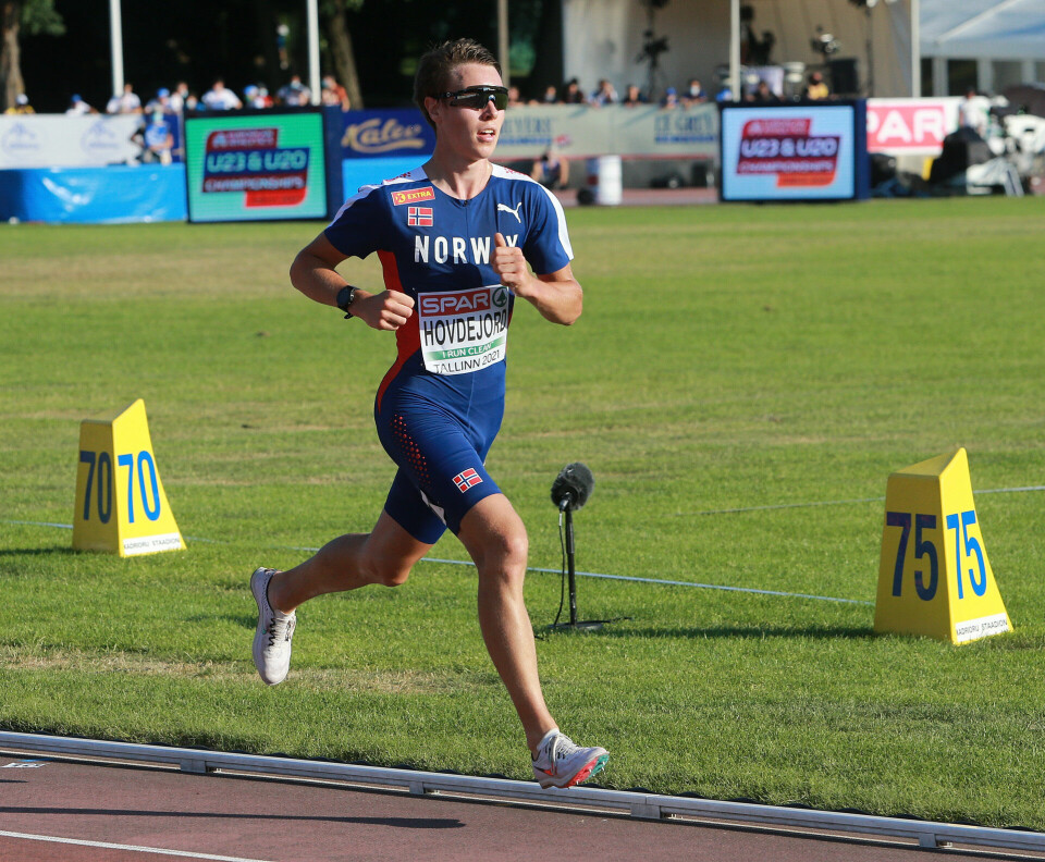 Vebjørn Hovdejord åpna sesongen med sub 30 på 10 km Endelig_fri_for_knuffing_sa_Norges_beste_Hovdefjord_nr7_AZ3T0797.jpg