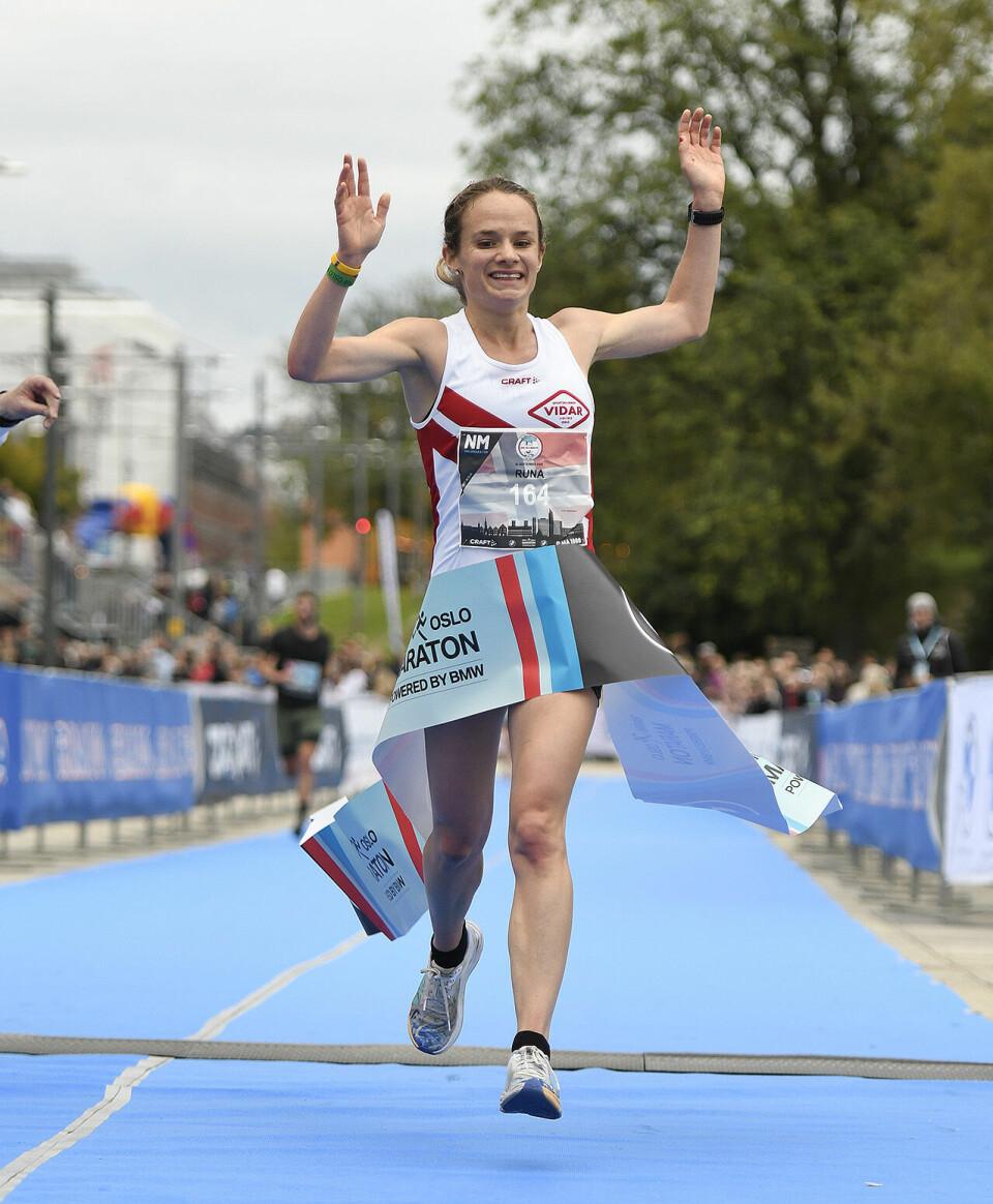 Runa Skrove Falch og Sondre Nordstad Moen tok NM-gullet på halvmaraton NM-Runa-Falch_50D7941.jpg