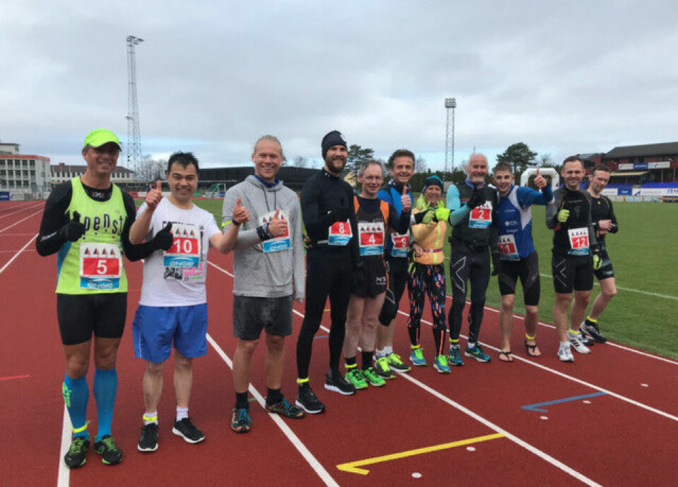 Hafsås og Jegteberg Lystad seiret i SFE Florø Maraton Rett Vest Maraton - før start.jpg