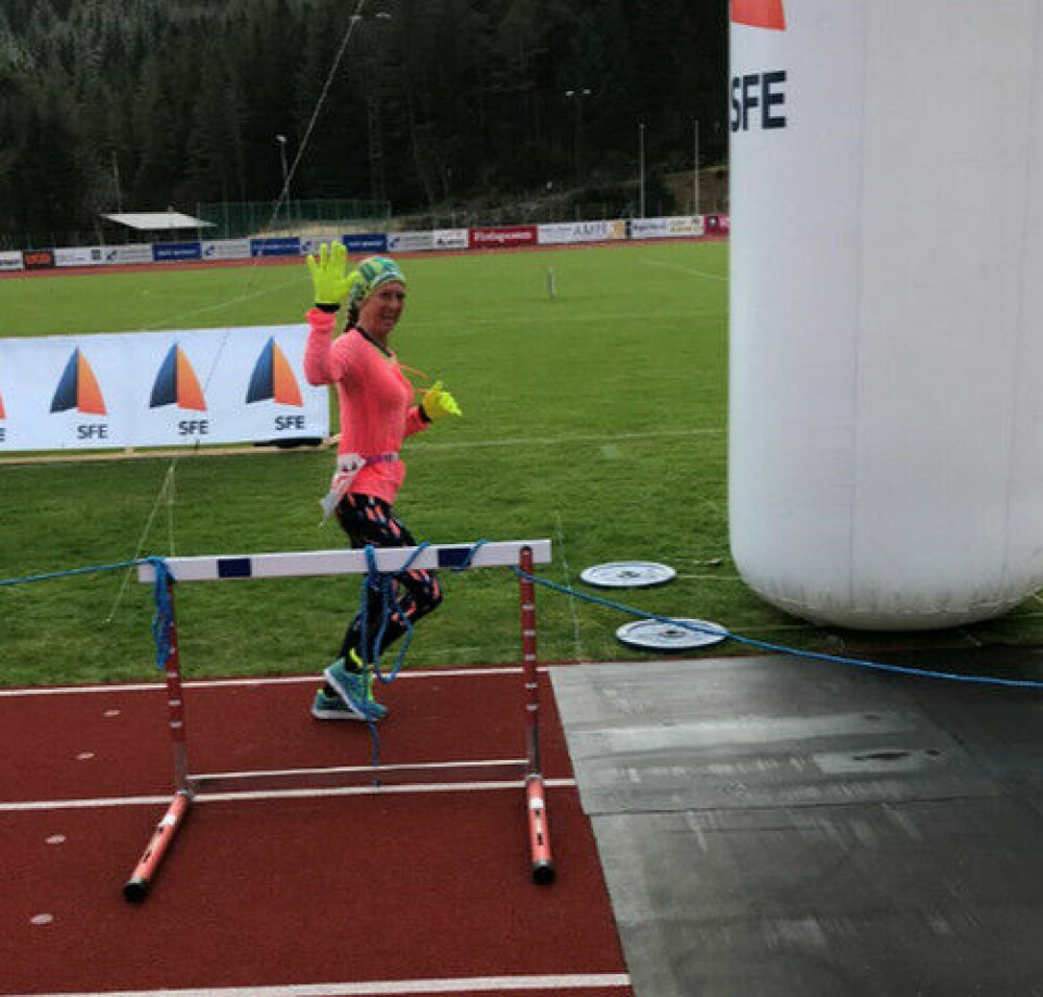 Hafsås og Jegteberg Lystad seiret i SFE Florø Maraton Rett Vest Maraton - L. Lystad går i mål.jpg