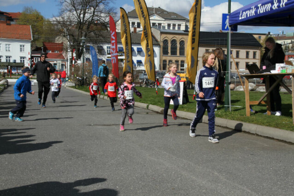 Robert Bergstå og Gunhild Halle Haugen vant Larviksløpet Rekrutt.jpg
