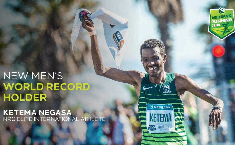 Ketema Negesa kunne slippe jubelen løs etter å ha løpt verdens raskeste 50 km. (Foto: NedbankRunified) Ketema Negesa kunne slippe jubelen løs etter å ha løpt verdens raskeste 50 km. (Foto: NedbankRunified)