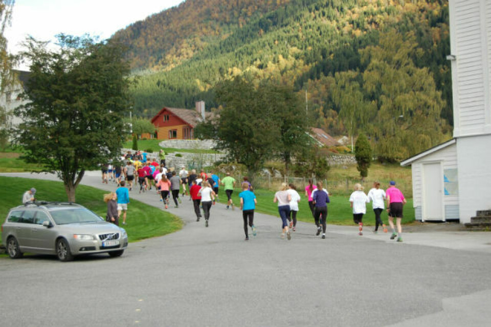 Fin avslutning på Nordfjordkarusellen Start2.jpg
