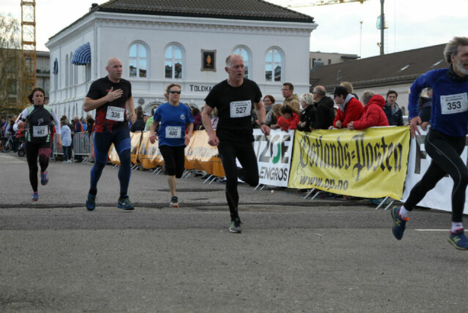 Robert Bergstå og Gunhild Halle Haugen vant Larviksløpet Fem_loepere.jpg