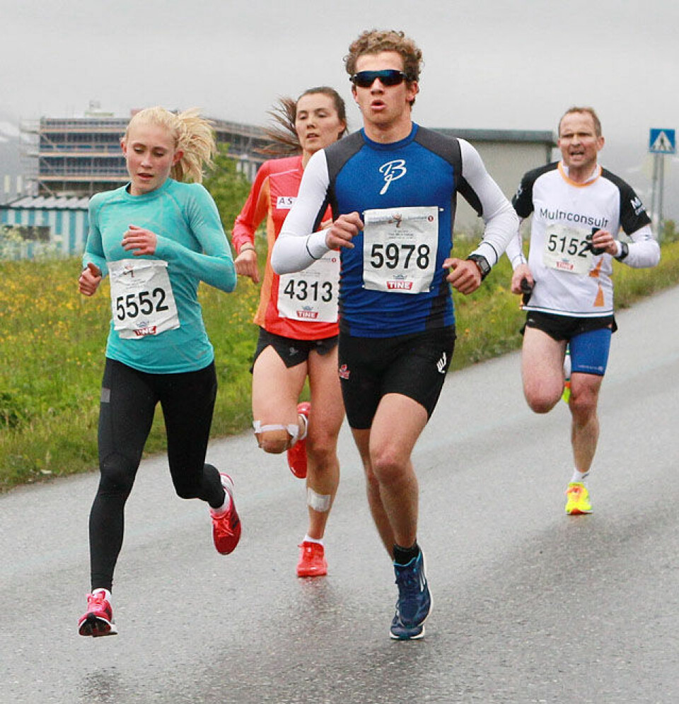 Om kongelige, en kongepingvin og en afrikansk tragedie i Tromsø Arja_Arnesen_Yngvild_Kaspersen_5km_2gutter_A20G0529.jpg