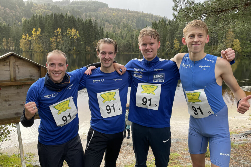 Laget fra Mjøsdalen IL som bare nesten satte ny løyperekord på stafetten: Martin Kåstad, Brage Hanstveit, Håvard Kleppe og Jonas Skjerven. (Foto: Øystein Øvsthus) Laget fra Mjøsdalen IL