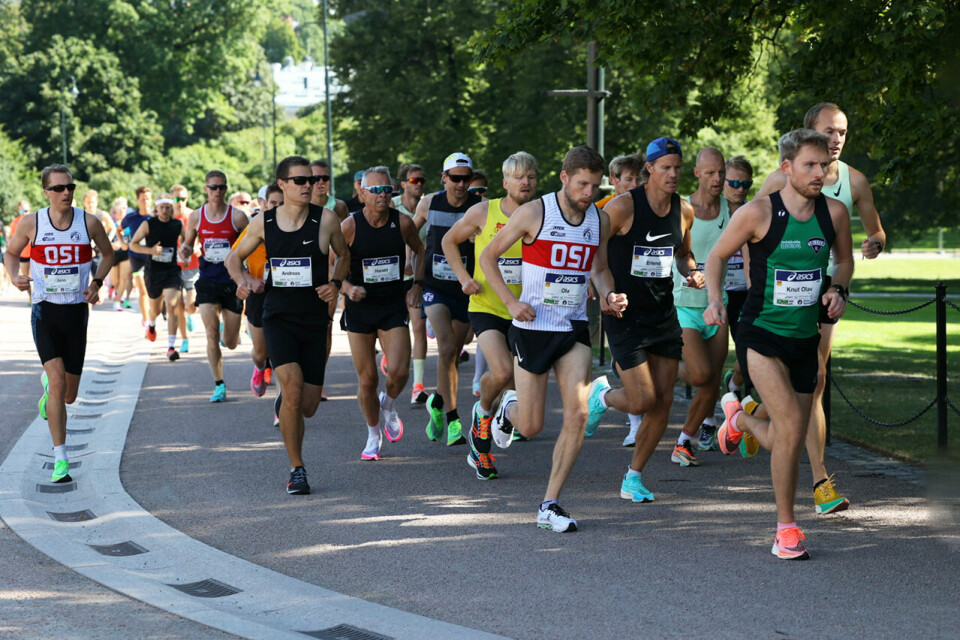 2314 løp den 40. utgaven av Sentrumsløpets 10 km lørdag sentrumslopet-10-km.jpg