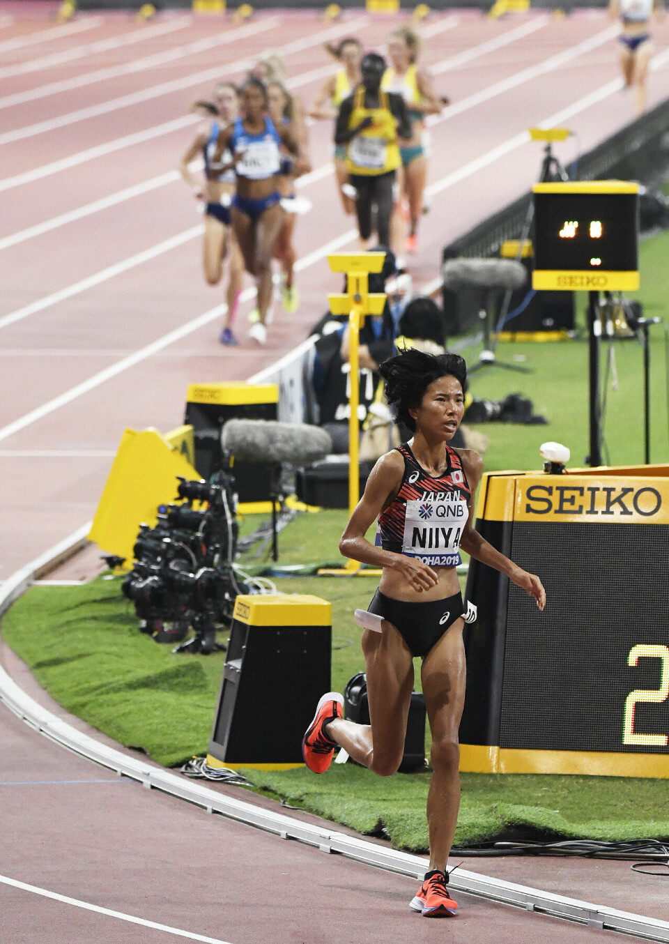 Skikkelig Sifan Hassan-show på 10 000 meteren i VM 10000-niiya_50D9425.jpg