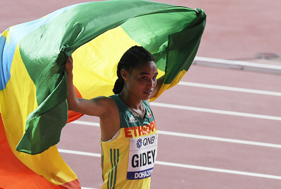 Skikkelig Sifan Hassan-show på 10 000 meteren i VM 10000-gidey-flagg_50D9682.jpg