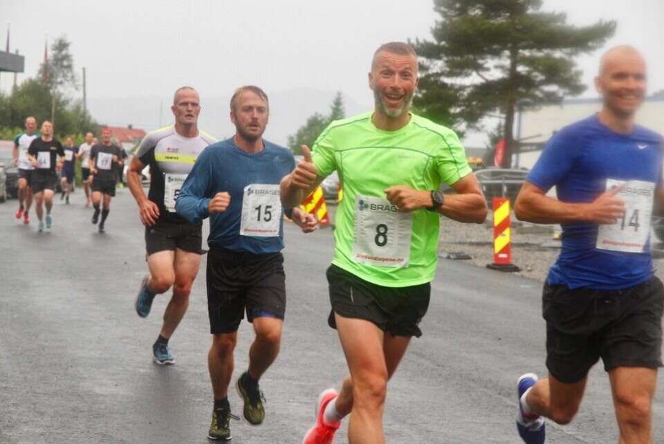 Olger Pedersen var suveren på 10 km i Ålesund Joachim_Olsvik_start