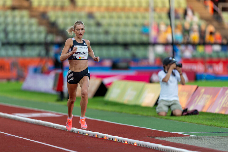 Grøvdal i spissen for et sterkt felt i 'Vårens vakreste 10 000 meter' 8. mai Karoline Bjerkeli Grøvdal_Løp_DSC_2259.jpg