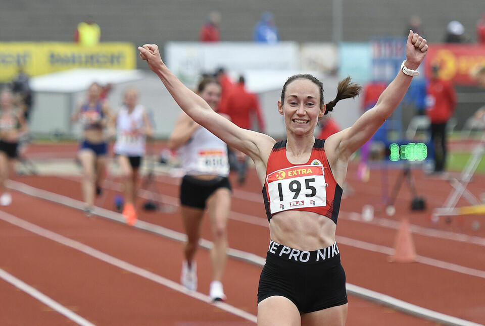 Grøvdal i spissen for et sterkt felt i 'Vårens vakreste 10 000 meter' 8. mai vienna-dahle-maalgang_50D3626.jpg