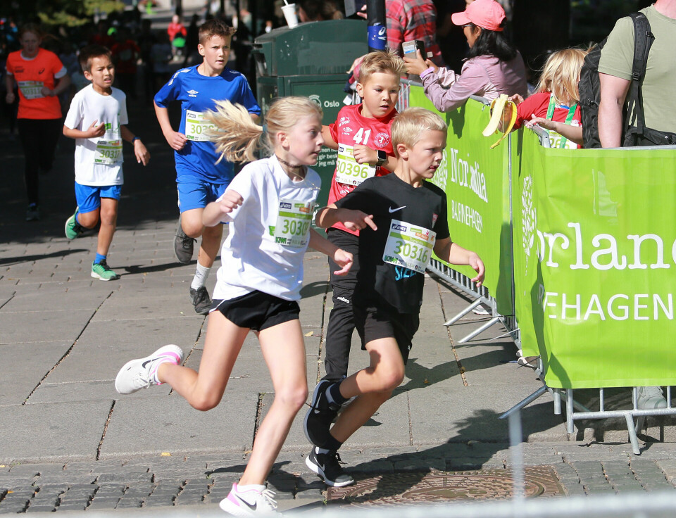 2314 løp den 40. utgaven av Sentrumsløpets 10 km lørdag Barneloep_de_erldste2_AZ3T3299.jpg