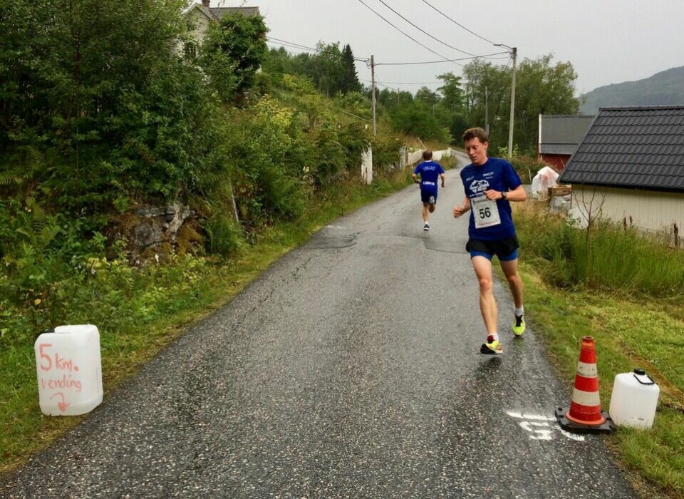 Olger Pedersen var suveren på 10 km i Ålesund Martin_Hauge_Nilsen_halveis
