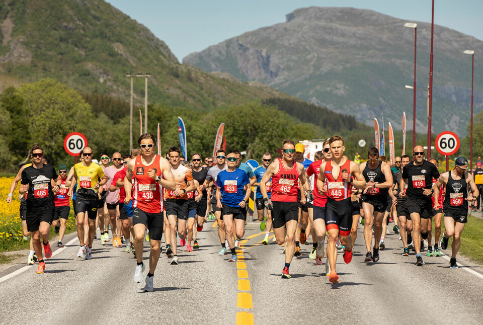 Totalt var det 352 fullførende deltakere i Sømnamile i år. Her fra starten på 10 km. (Alle foto: JanePane Photo) Totalt var det 352 fullførende deltakere i Sømnamile i år. Her fra starten på 10 km. (Alle foto: JanePane Photo)