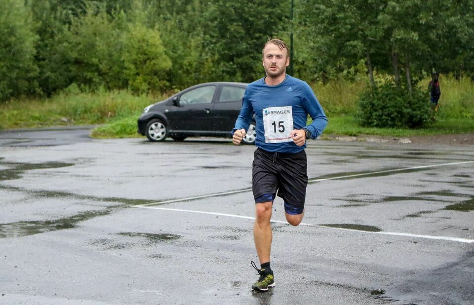 Olger Pedersen var suveren på 10 km i Ålesund Per_Ivar_Hovden_maal
